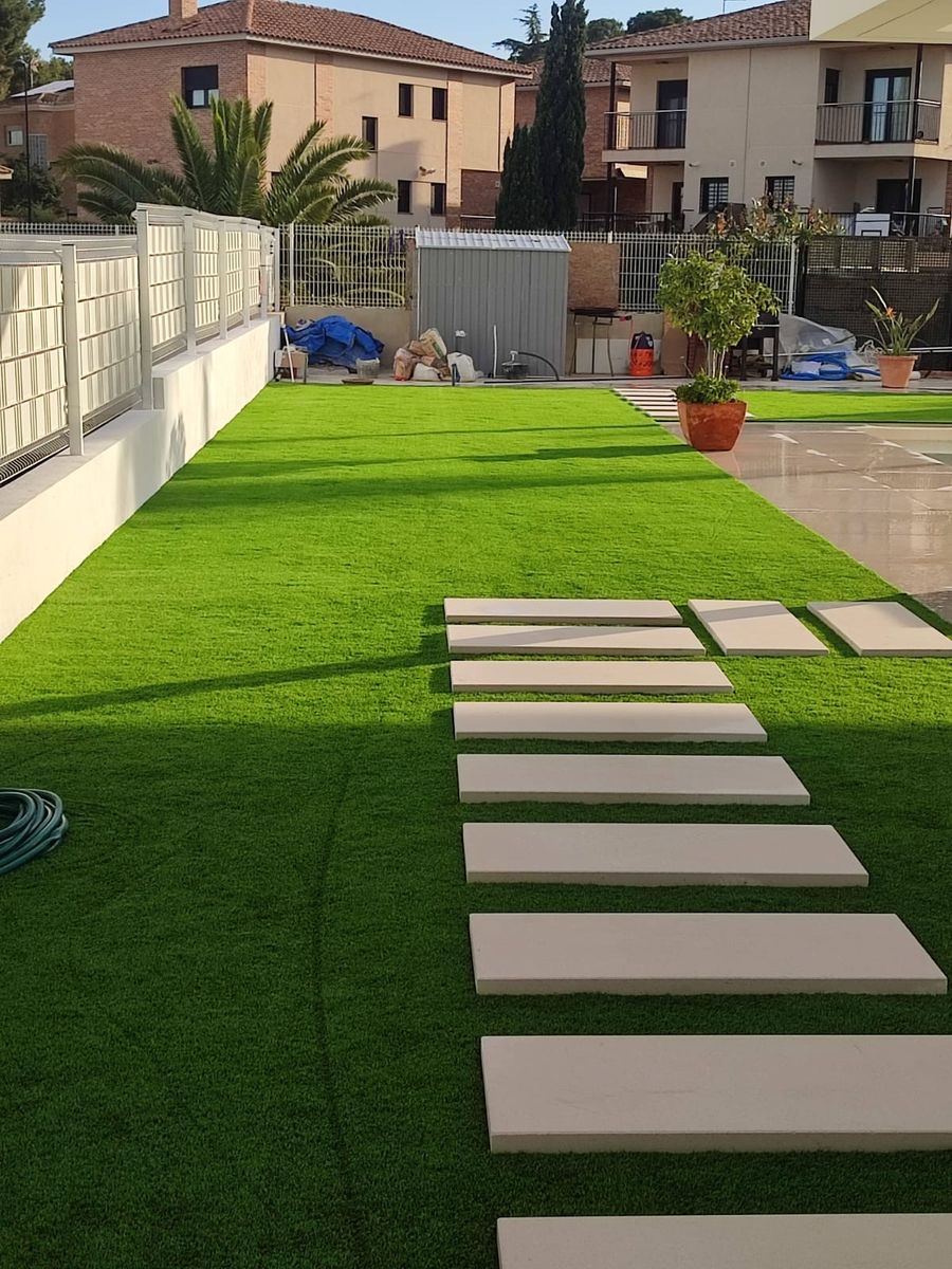 Césped artificial instalado para un cliente de Terraza y Jardín